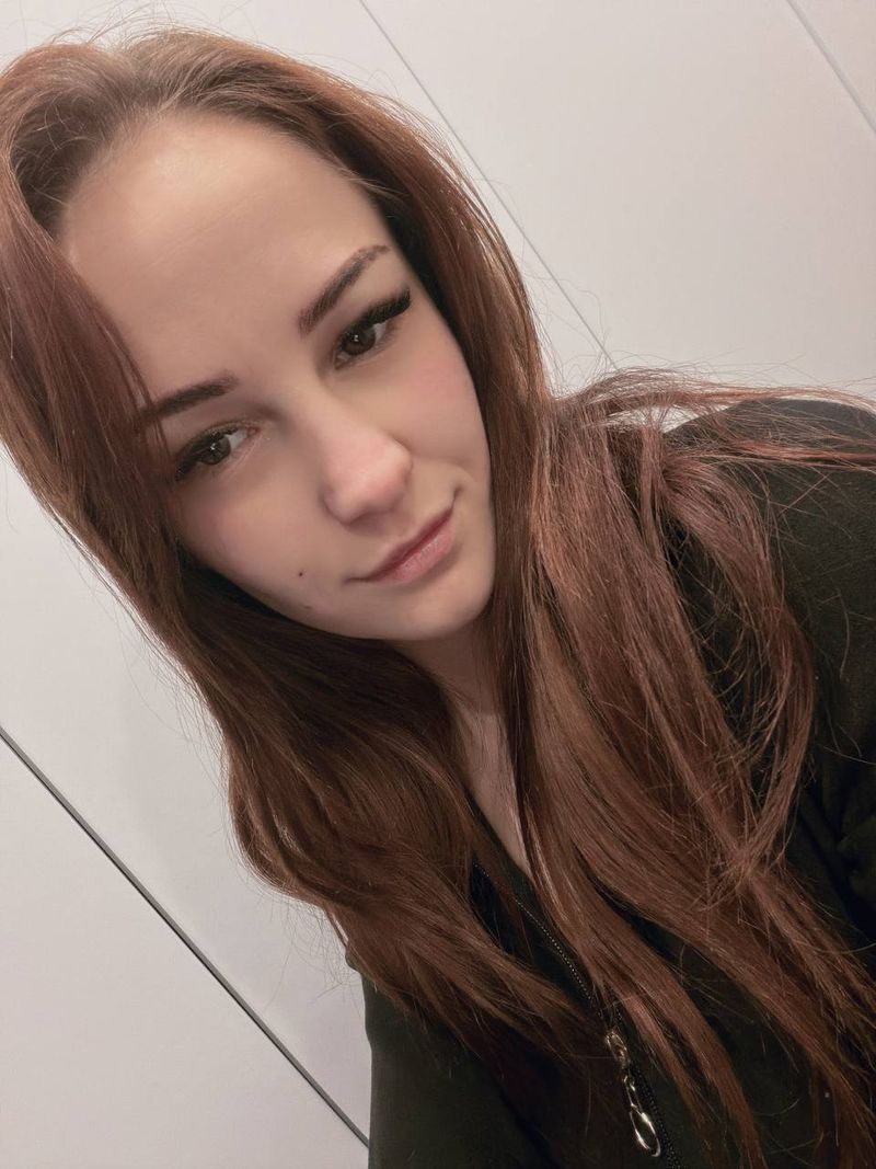 Карина, 25
