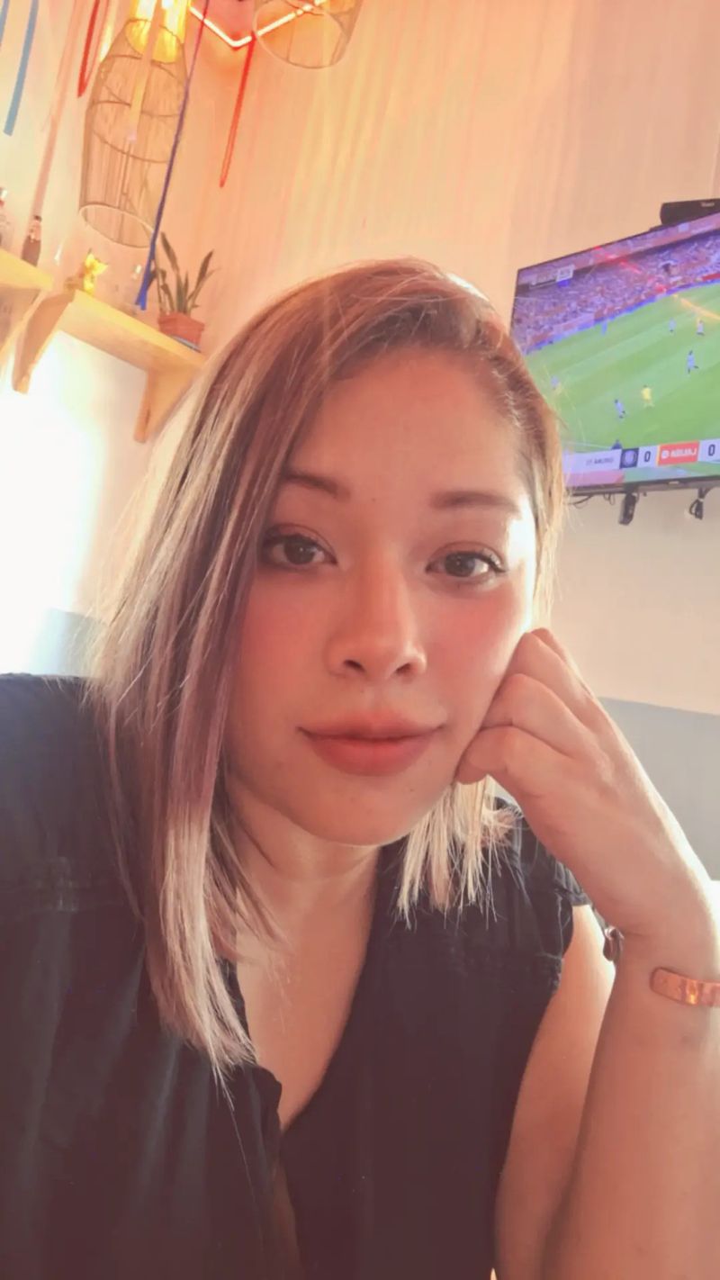 Rocio, 33