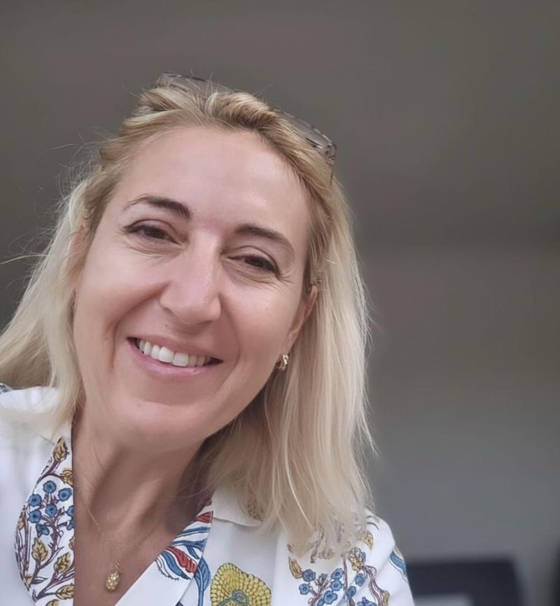 Valerie, 59