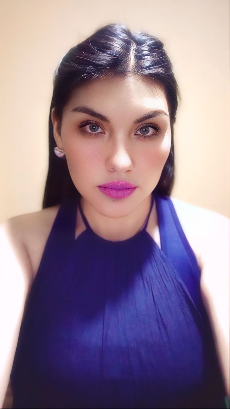 Soraya, 32