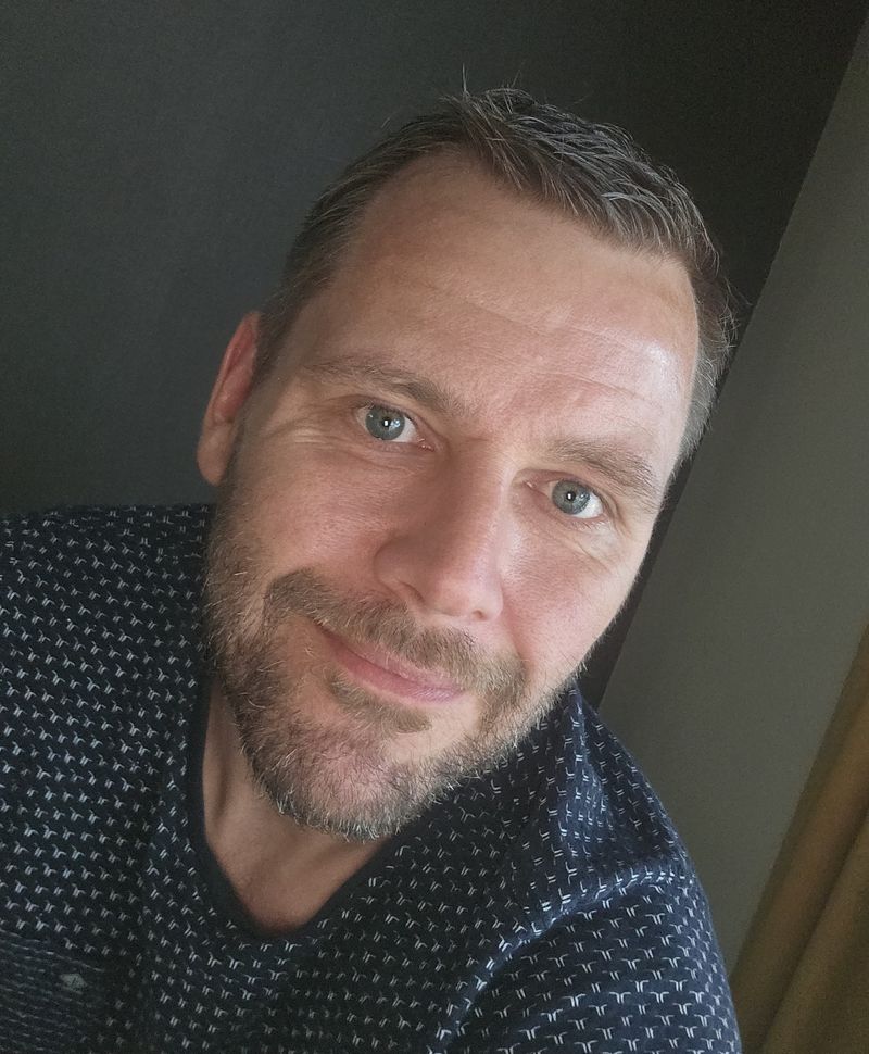 William, 41