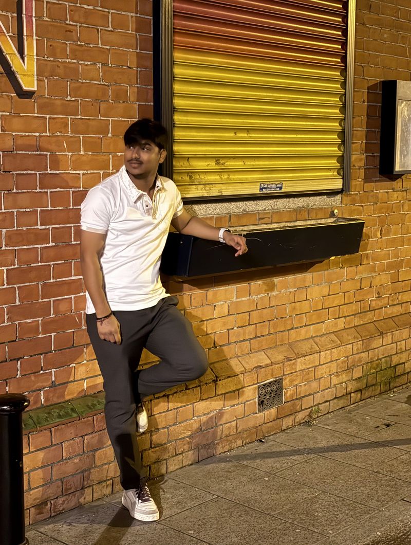 Saiavinash, 22