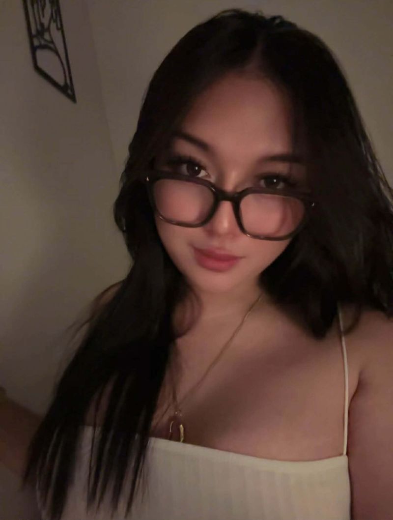 Rhea, 25