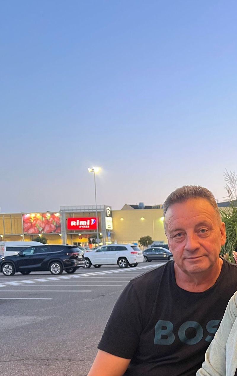 Olegs, 58