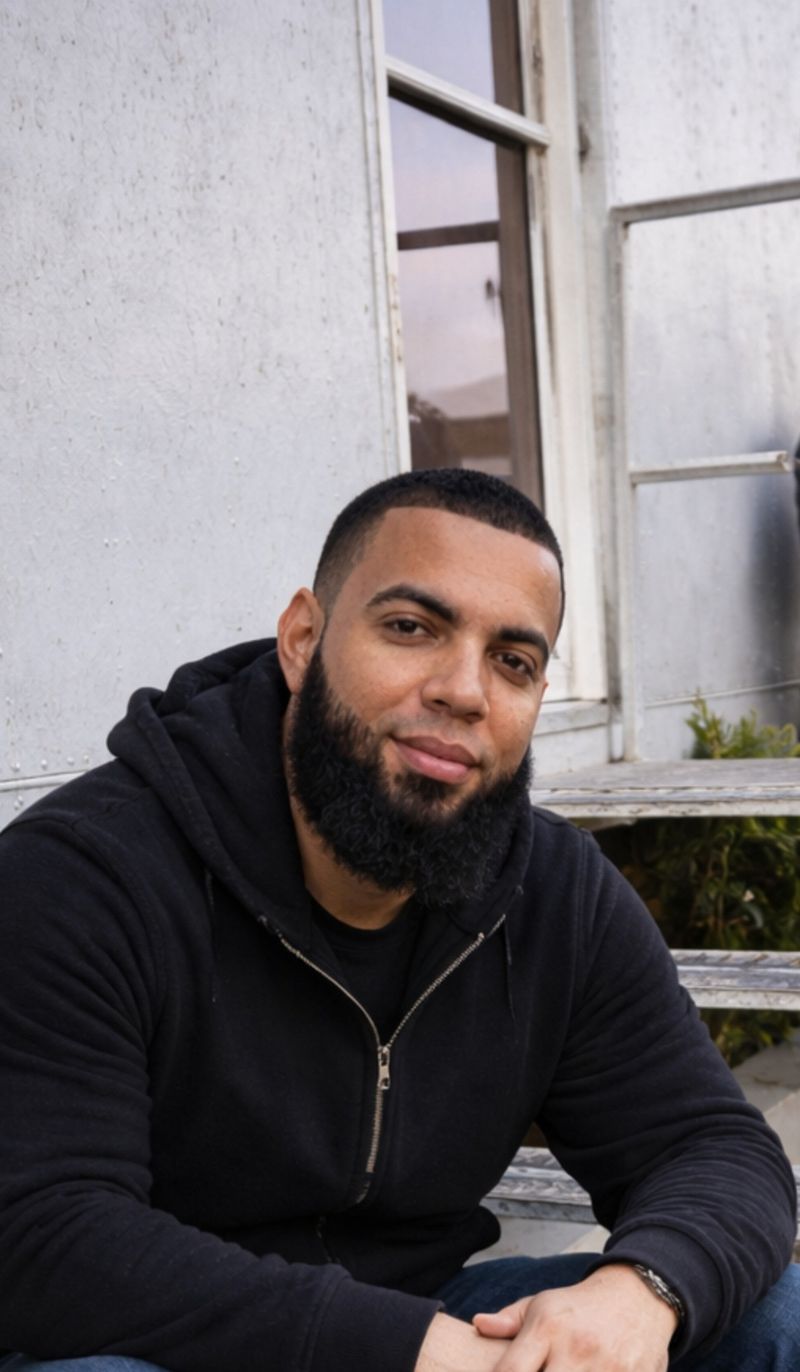 Junior, 37