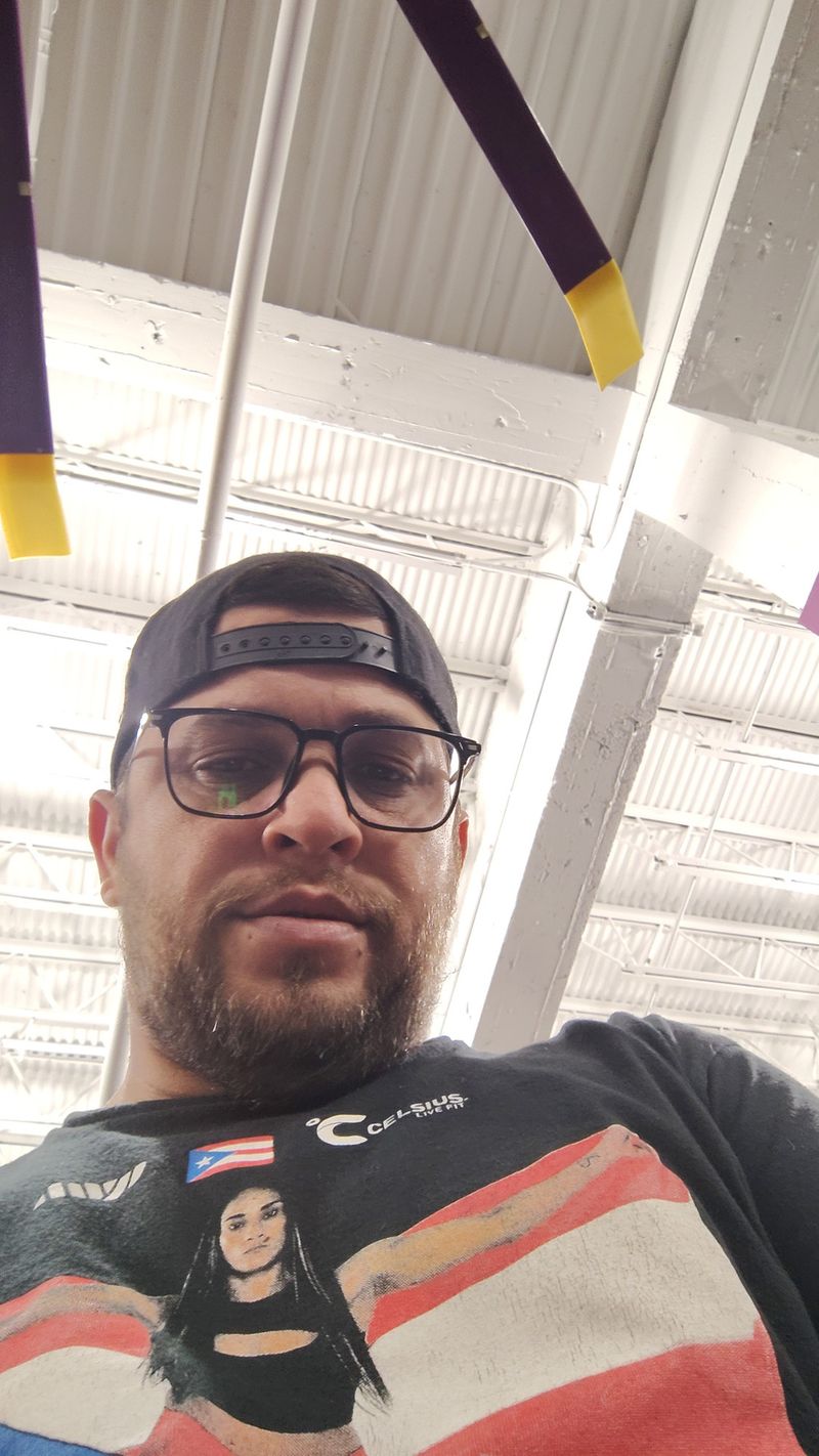 Jose, 44