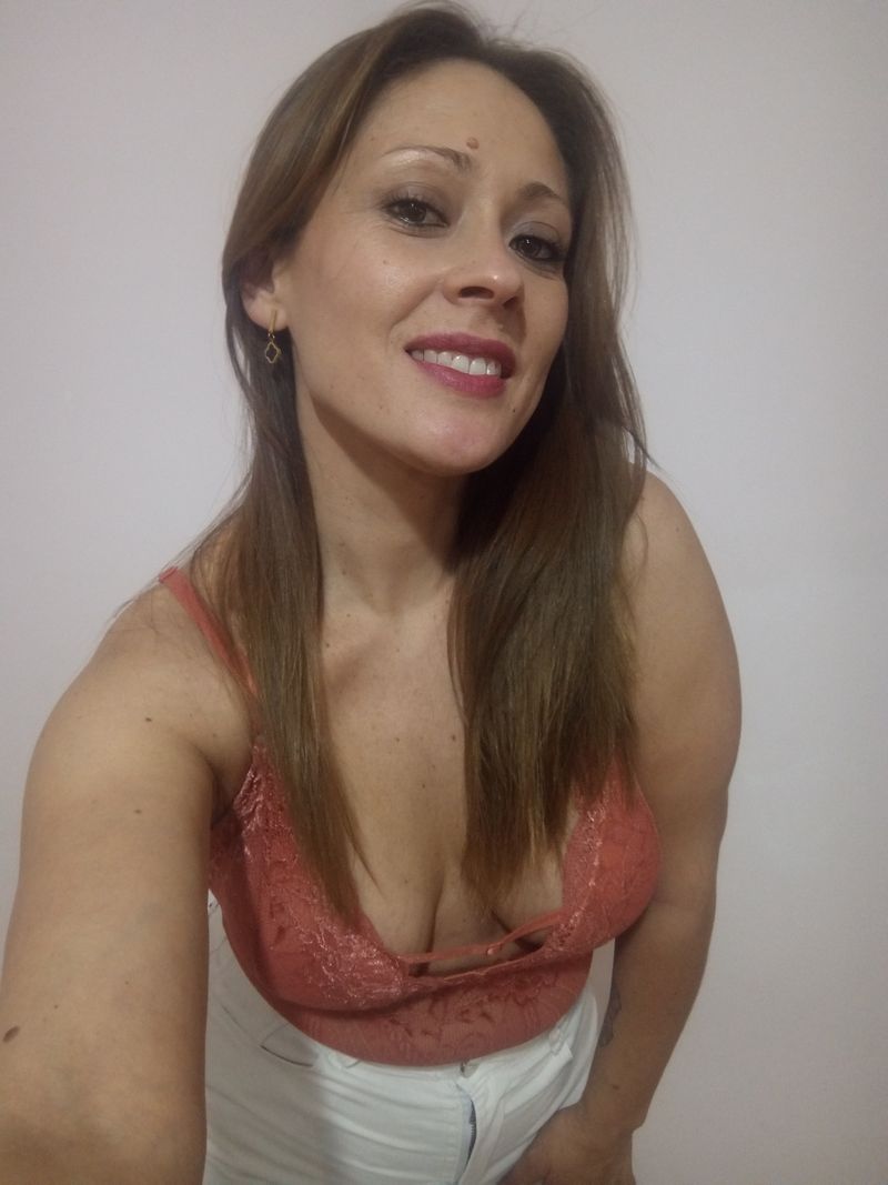 Gisel, 39