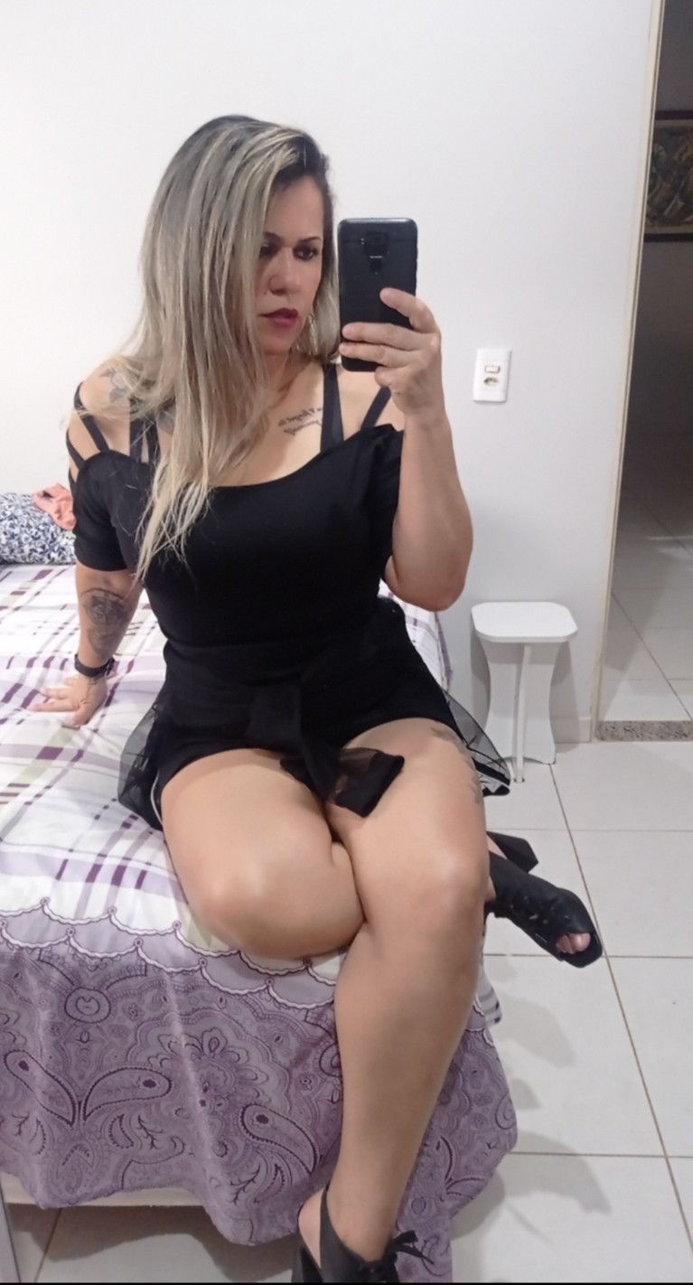 Patrícia, 47